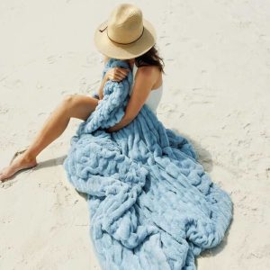 Hugs Alaskan Blue Blanket