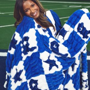 Hugs Dallas Boots Blanket