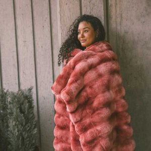 Extreme Ultra Cloud Red Pear Blanket
