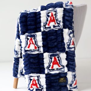 University of Arizona Wildcats Blanket - Hugs