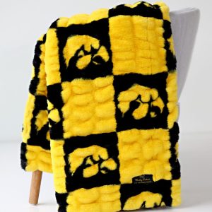 University of Iowa Hawkeye Blanket - Hugs