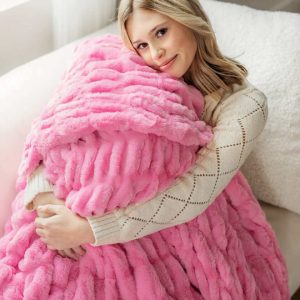 Hugs Pink Blanket