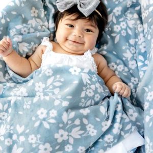 Dainty Floral Blue Blanket