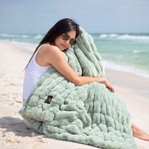 Hugs Mist Blanket
