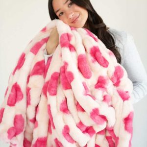 Hugs Heart Pink Blanket