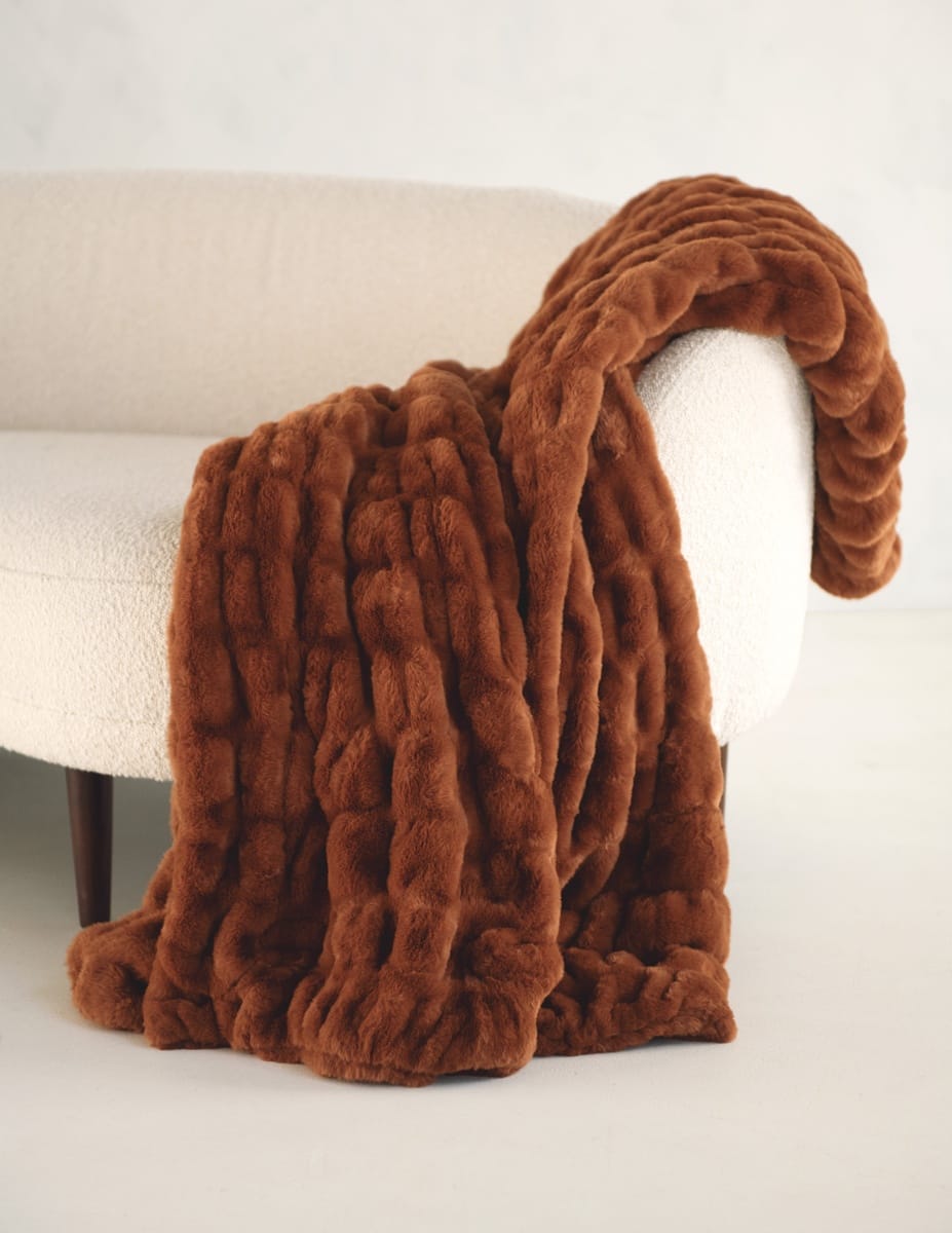 Hugs Bavarian Pretzel Blanket - Image 4