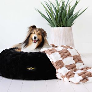 Black Crinkle Pet Bed