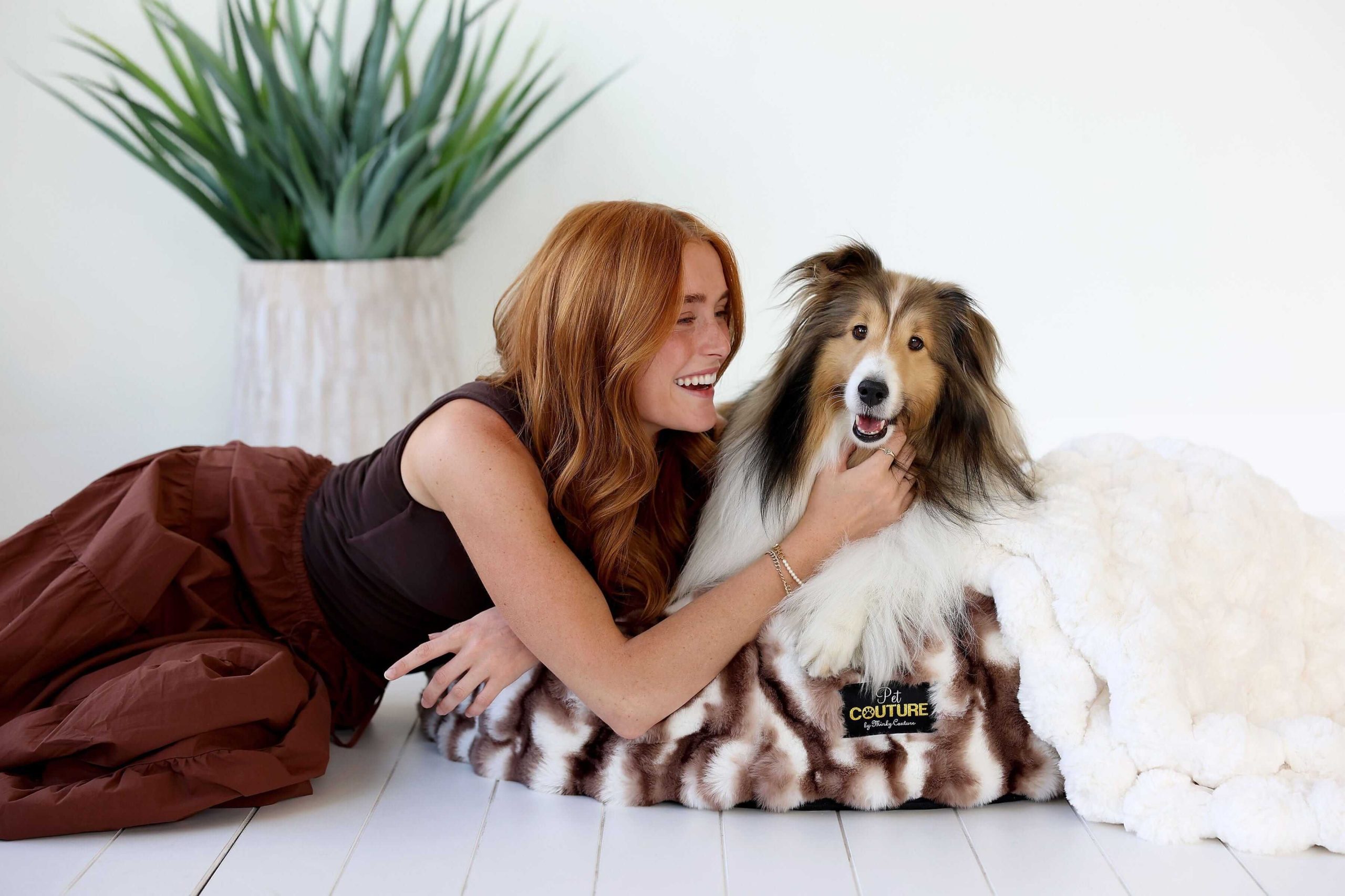 Cloudy Day Brown Pet Bed - Image 4