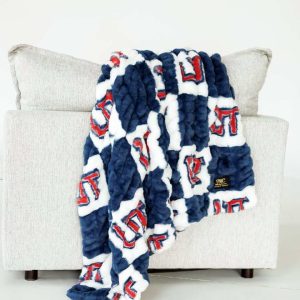 Utah Tech Trailblazers Blanket - Hugs